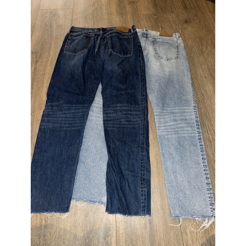 Todd Snyder Men Straight Fit Jeans lot of 2  Dark & Light Wash Frayed Hem 33x32